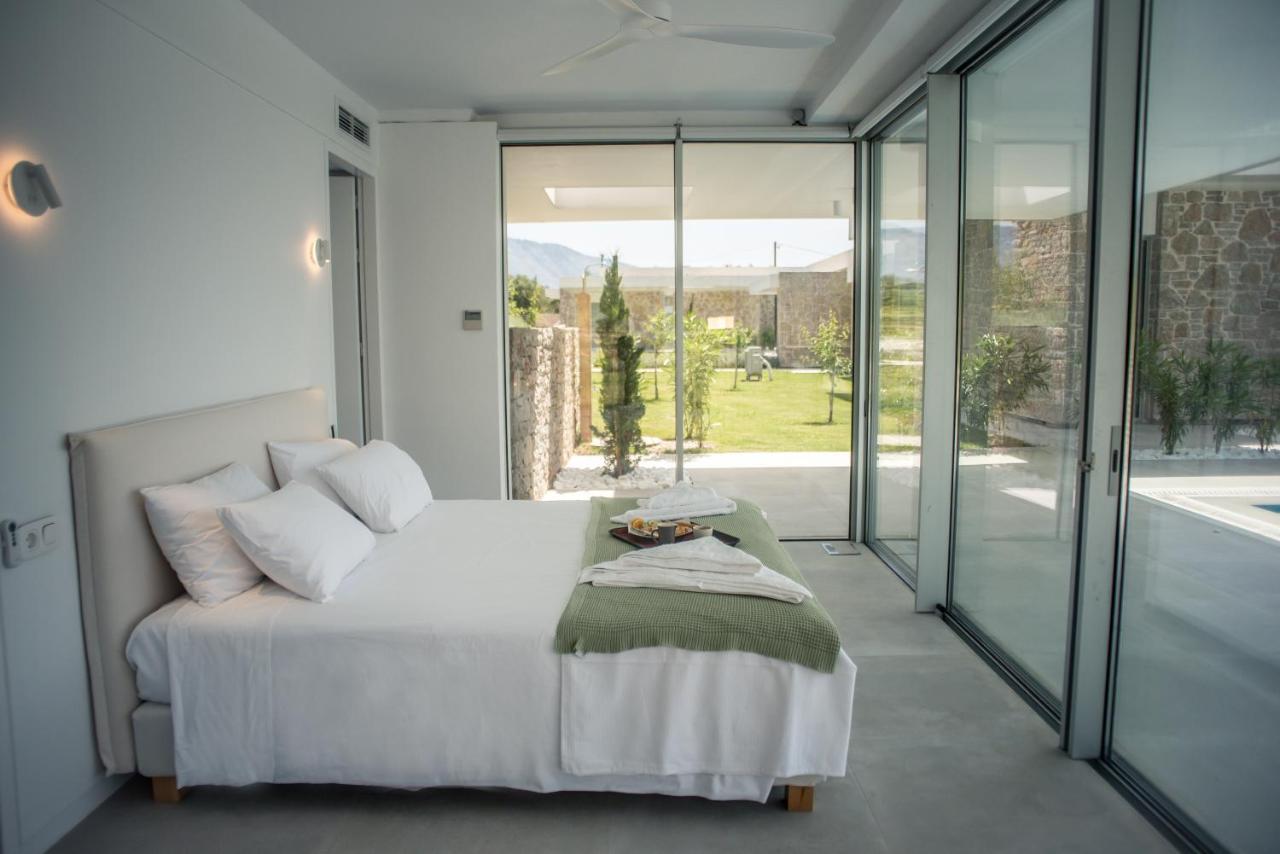 Varko Luxury Suites Palairos Exterior foto