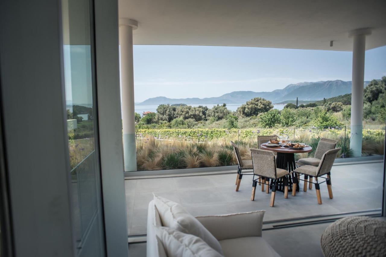 Varko Luxury Suites Palairos Exterior foto