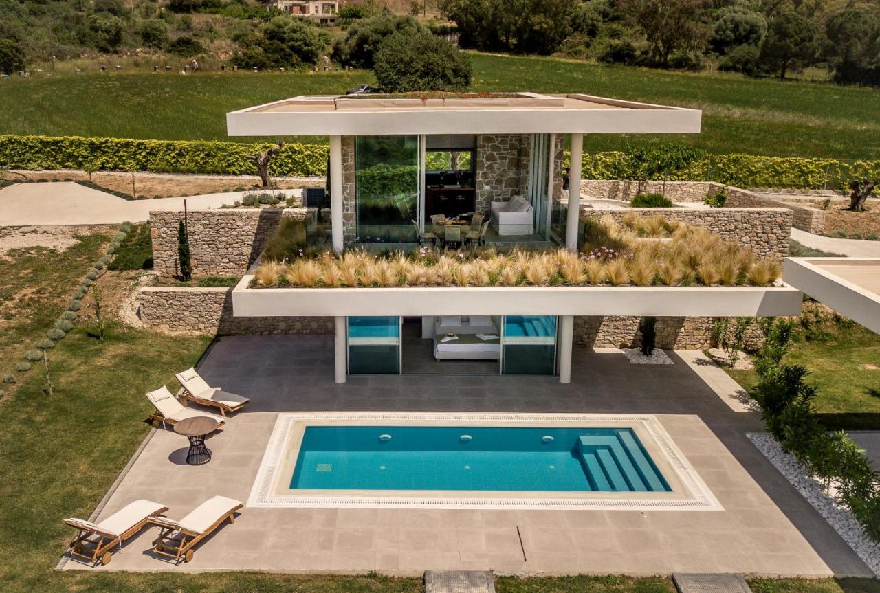 Varko Luxury Suites Palairos Exterior foto