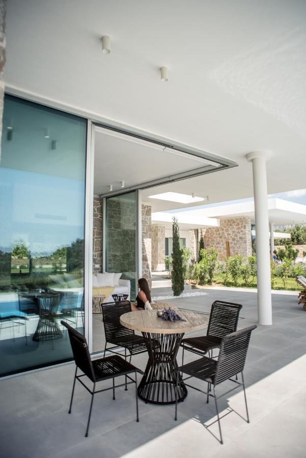 Varko Luxury Suites Palairos Exterior foto