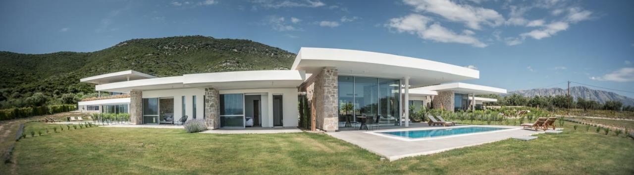 Varko Luxury Suites Palairos Exterior foto