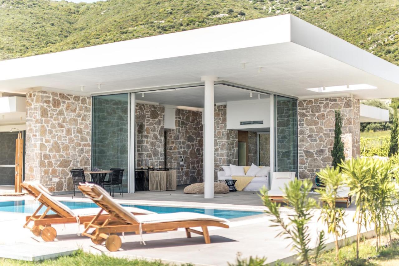 Varko Luxury Suites Palairos Exterior foto