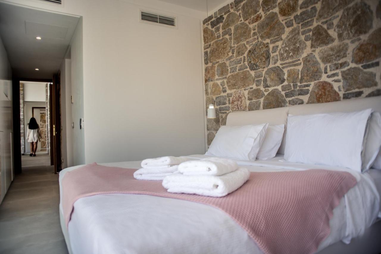 Varko Luxury Suites Palairos Exterior foto