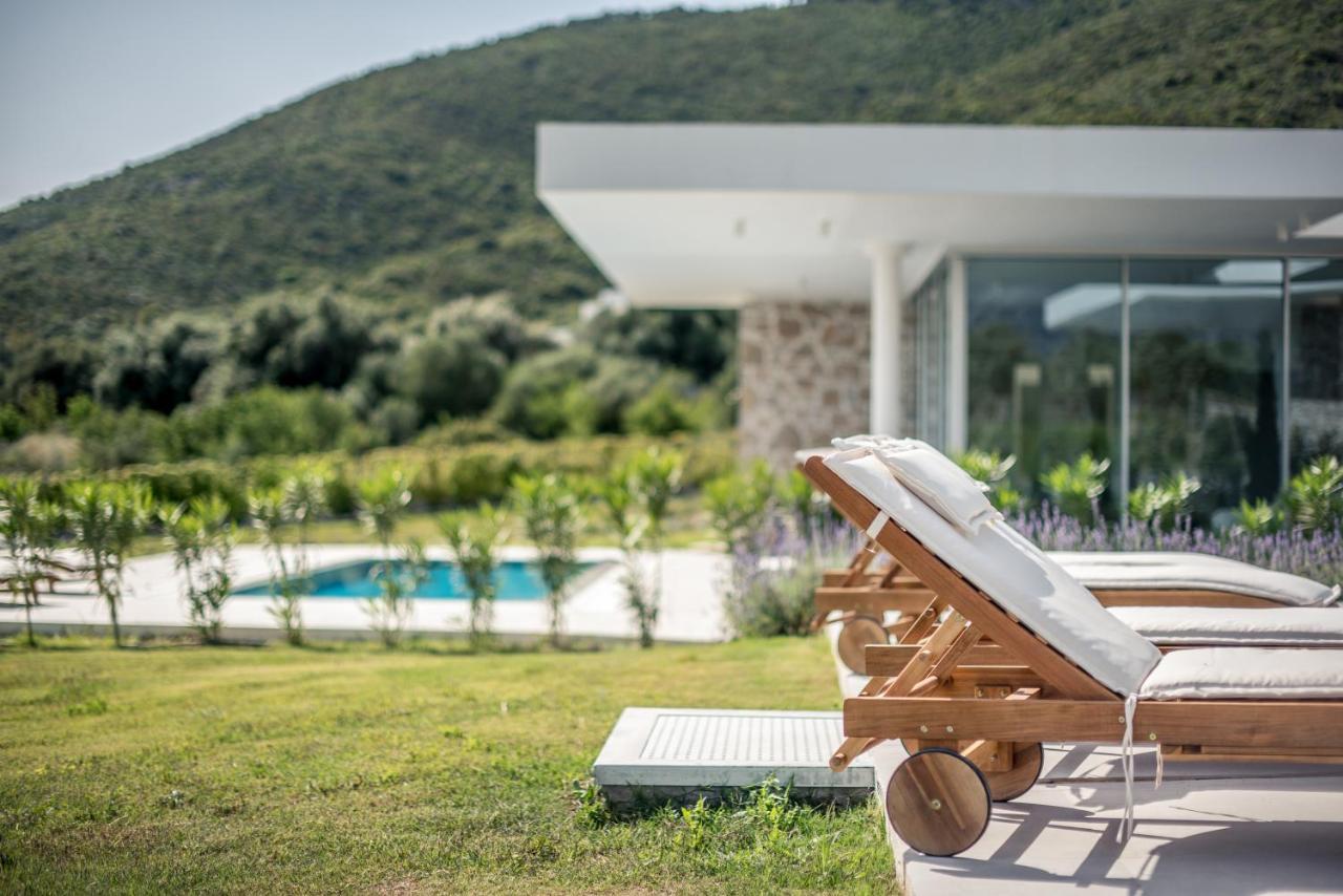 Varko Luxury Suites Palairos Exterior foto