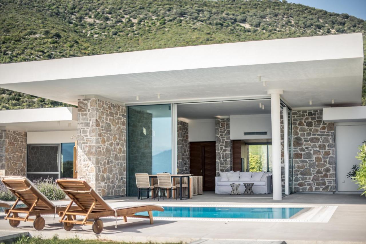 Varko Luxury Suites Palairos Exterior foto